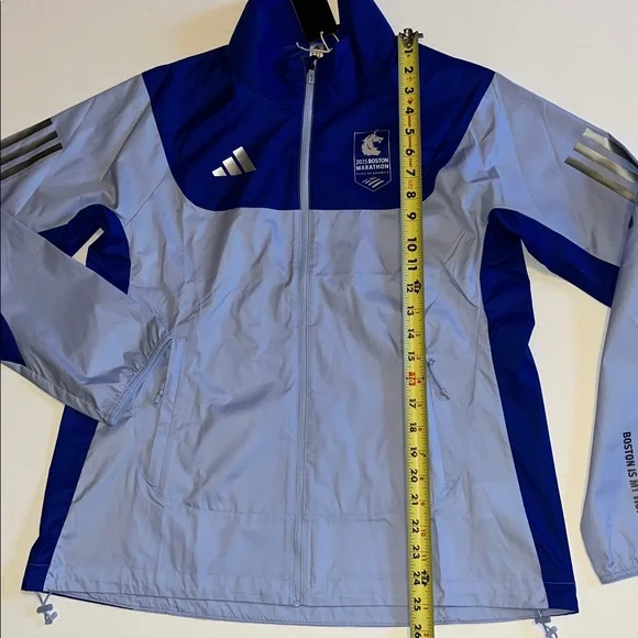 Adidas 2025 Boston Marathon Wind full zip pocketsJacket Women's M